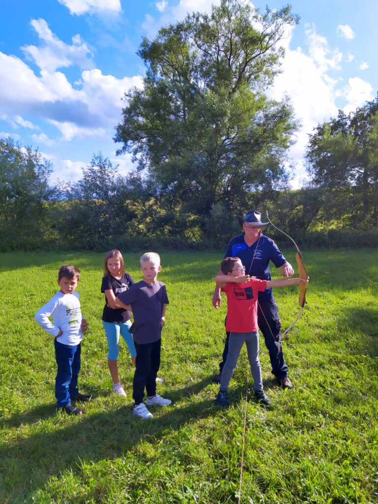 Ferienprogramm "Bogenschießen an der Jagst"