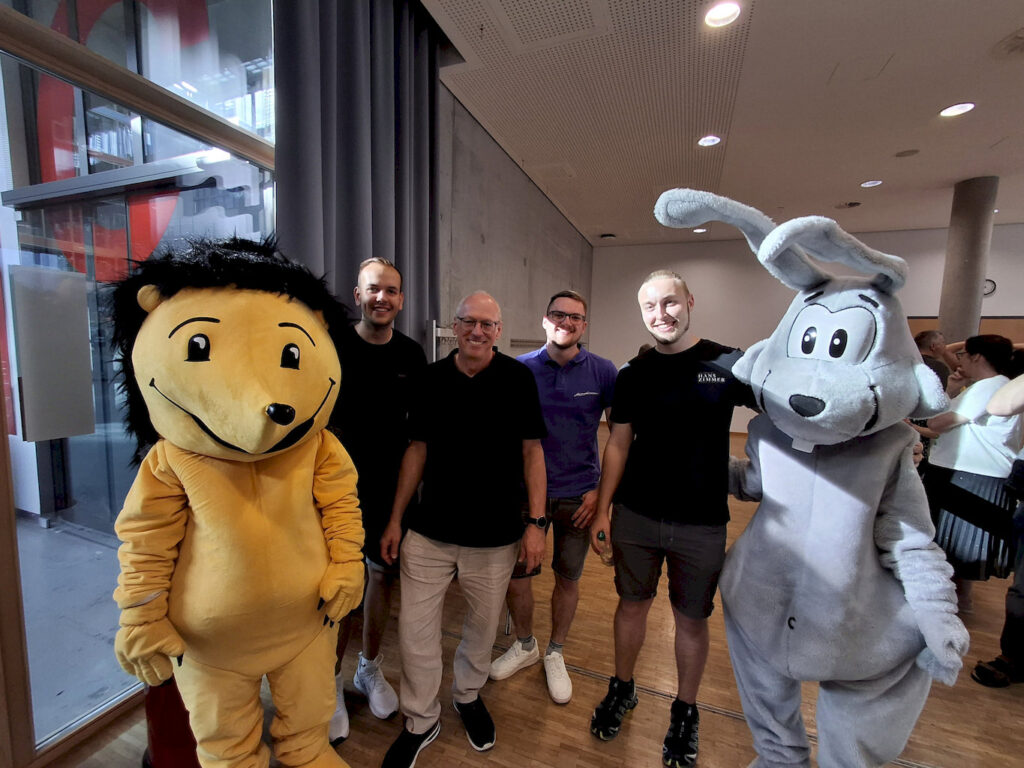 OSM Ralf Arnold mit einigen seiner Sportler